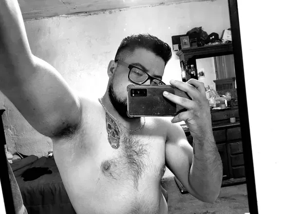 OnlyFans cuenta martinmrqz12 avatar 1