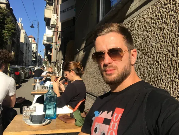 OnlyFans account  teastefull header 2