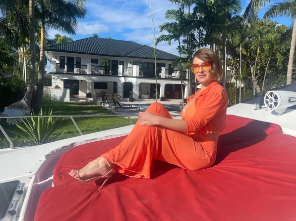 OnlyFans cuenta maria-88 header 2