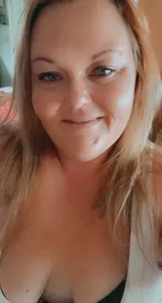 OnlyFans account  julesgreeneyes avatar 1