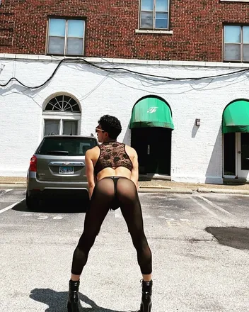 OnlyFans cuenta dancerboixxx header 2
