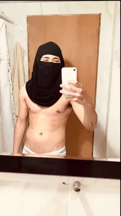 OnlyFans cuenta latinnguy18 avatar 1