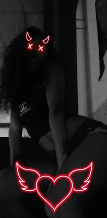 OnlyFans cuenta valeriasaballo header 2