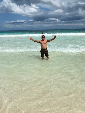 OnlyFans cuenta u212092611 header 2