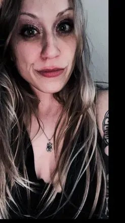OnlyFans cuenta depressed_undressed avatar 1