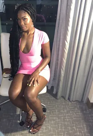 OnlyFans cuenta xobadgirlxo header 2
