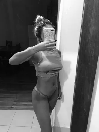 OnlyFans cuenta micaela696 avatar 1