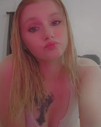 OnlyFans cuenta justinepettypants header 2