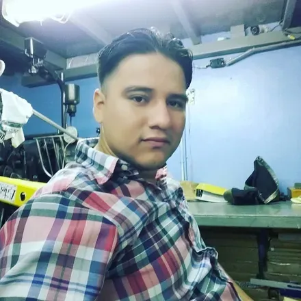 OnlyFans account  henrry_flores avatar 1
