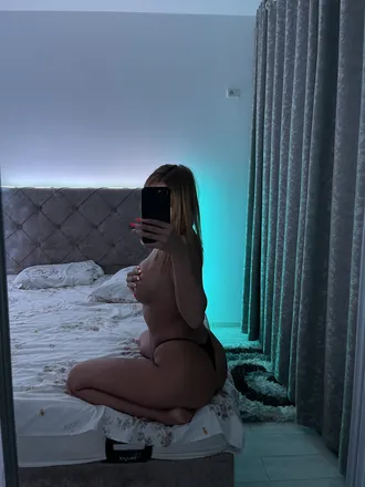 OnlyFans cuenta aylexxxys header 2