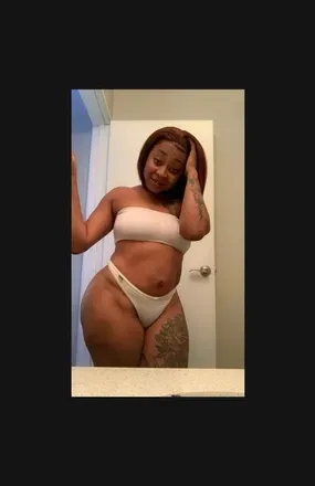 OnlyFans account  aziamflove89 avatar 1