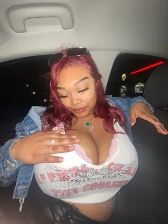 OnlyFans account  thickyyys avatar 1