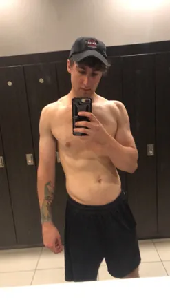 OnlyFans account  zachdaviss header 2