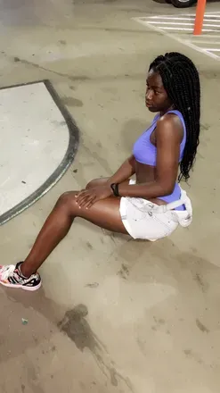 OnlyFans account  layla_113 header 2