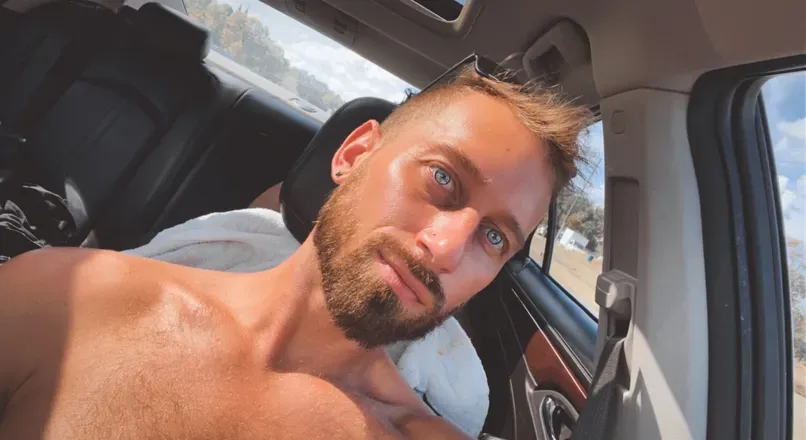 OnlyFans account  beeivy avatar 1