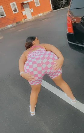 OnlyFans cuenta ms.royal_tay header 2