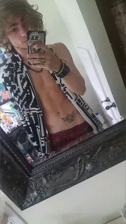 OnlyFans account  crobiee avatar 1