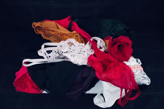 OnlyFans cuenta pantiestories header 2