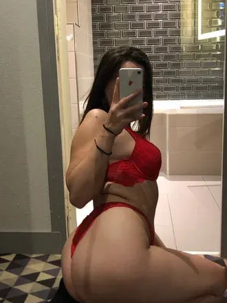 OnlyFans cuenta emiiblaryy avatar 1