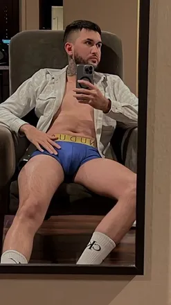 OnlyFans account  danielkinghot avatar 1