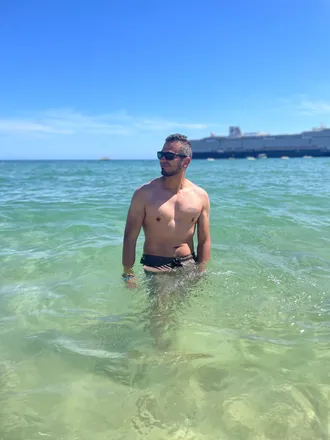 OnlyFans cuenta pappi805 header 2