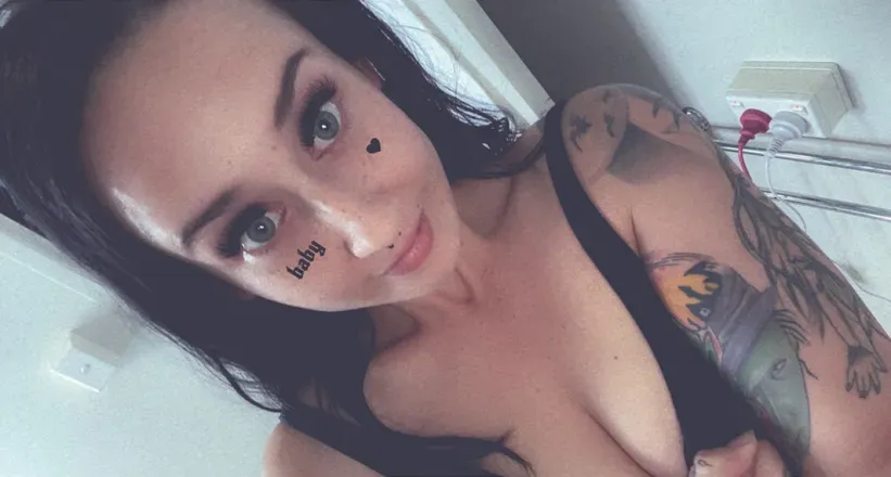 OnlyFans cuenta inkedbabe93 avatar 1
