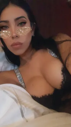 OnlyFans cuenta inbarbiie header 2