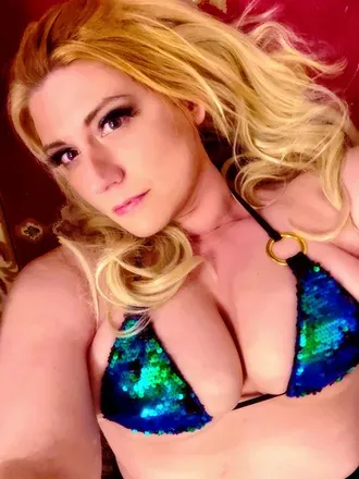 OnlyFans cuenta costuming avatar 1