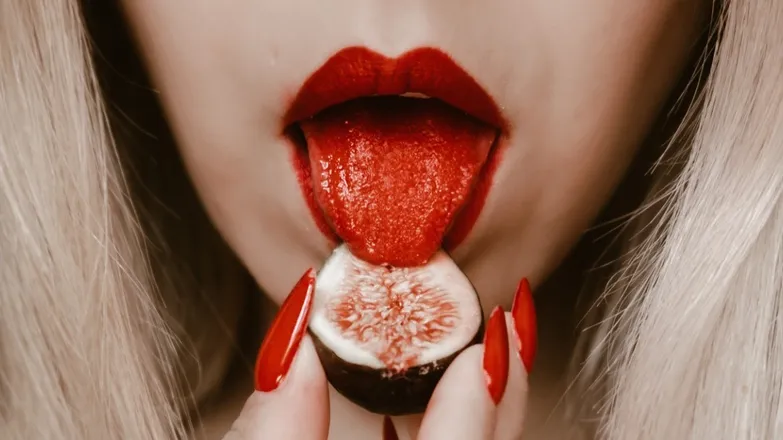 OnlyFans cuenta lamillierose header 2