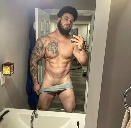 OnlyFans cuenta h3rcule90s avatar 1