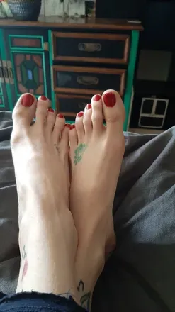 OnlyFans account  deadgirlwalkin666 avatar 1