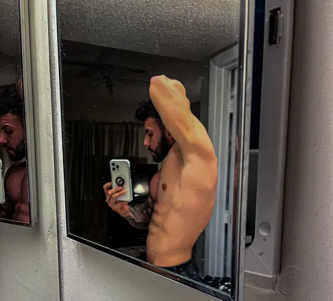 OnlyFans cuenta alejofit88 header 2