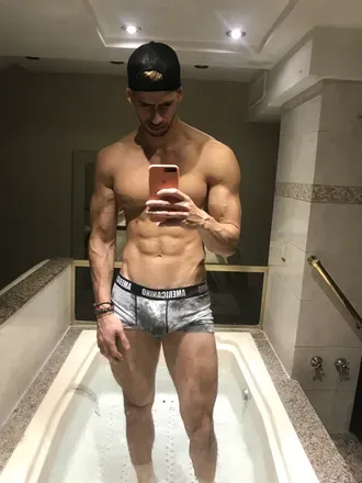 OnlyFans cuenta lucasdavidgarcia header 2