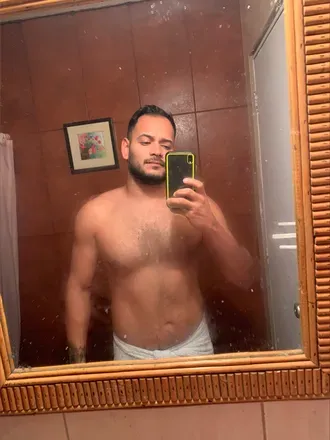 OnlyFans account  radicalwolf avatar 1