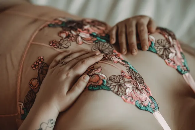 OnlyFans cuenta thiccjenny96 header 2