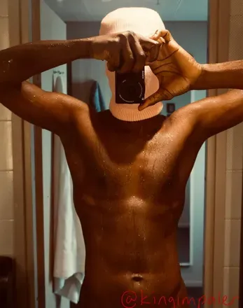 OnlyFans cuenta kingimpaler avatar 1