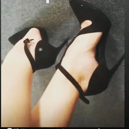 OnlyFans cuenta goddesskeri avatar 1