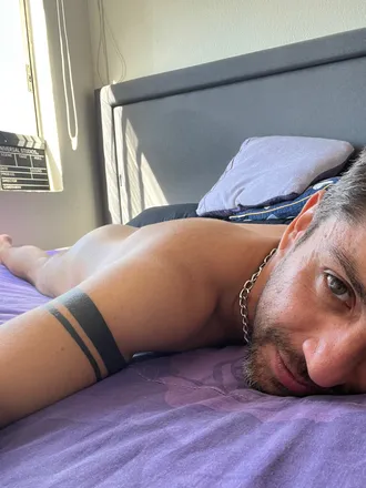 OnlyFans cuenta veranista header 2