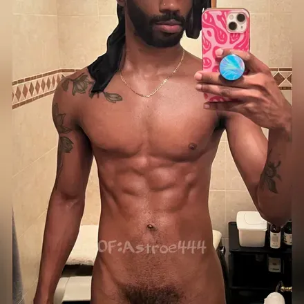 OnlyFans account  astroe avatar 1