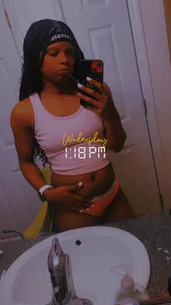 OnlyFans cuenta yannapooh22 avatar 1