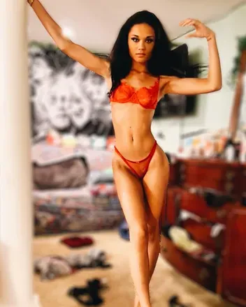 OnlyFans cuenta roseerbaker avatar 1