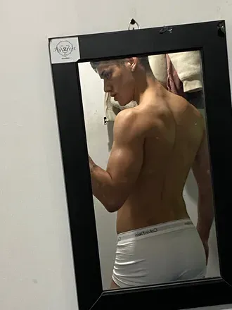 OnlyFans cuenta andreferra previous_avatars_1 3
