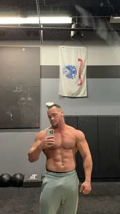 OnlyFans cuenta youlovet avatar 1