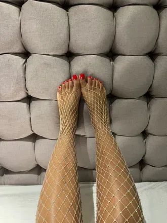 OnlyFans cuenta carmendecharisse header 2