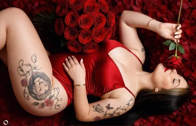OnlyFans account  emcaob header 2