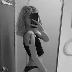 OnlyFans cuenta sexy_stoner_4201 avatar 1