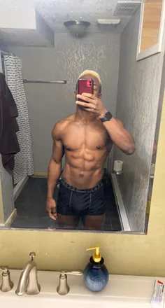 OnlyFans cuenta herefortheabs header 2