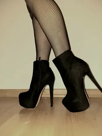 OnlyFans cuenta liza_in_heels avatar 1