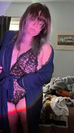 OnlyFans account  junestella avatar 1