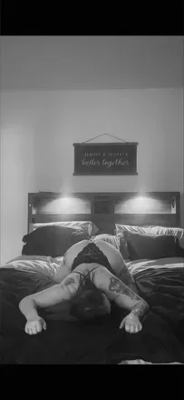 OnlyFans account  thick6996 avatar 1